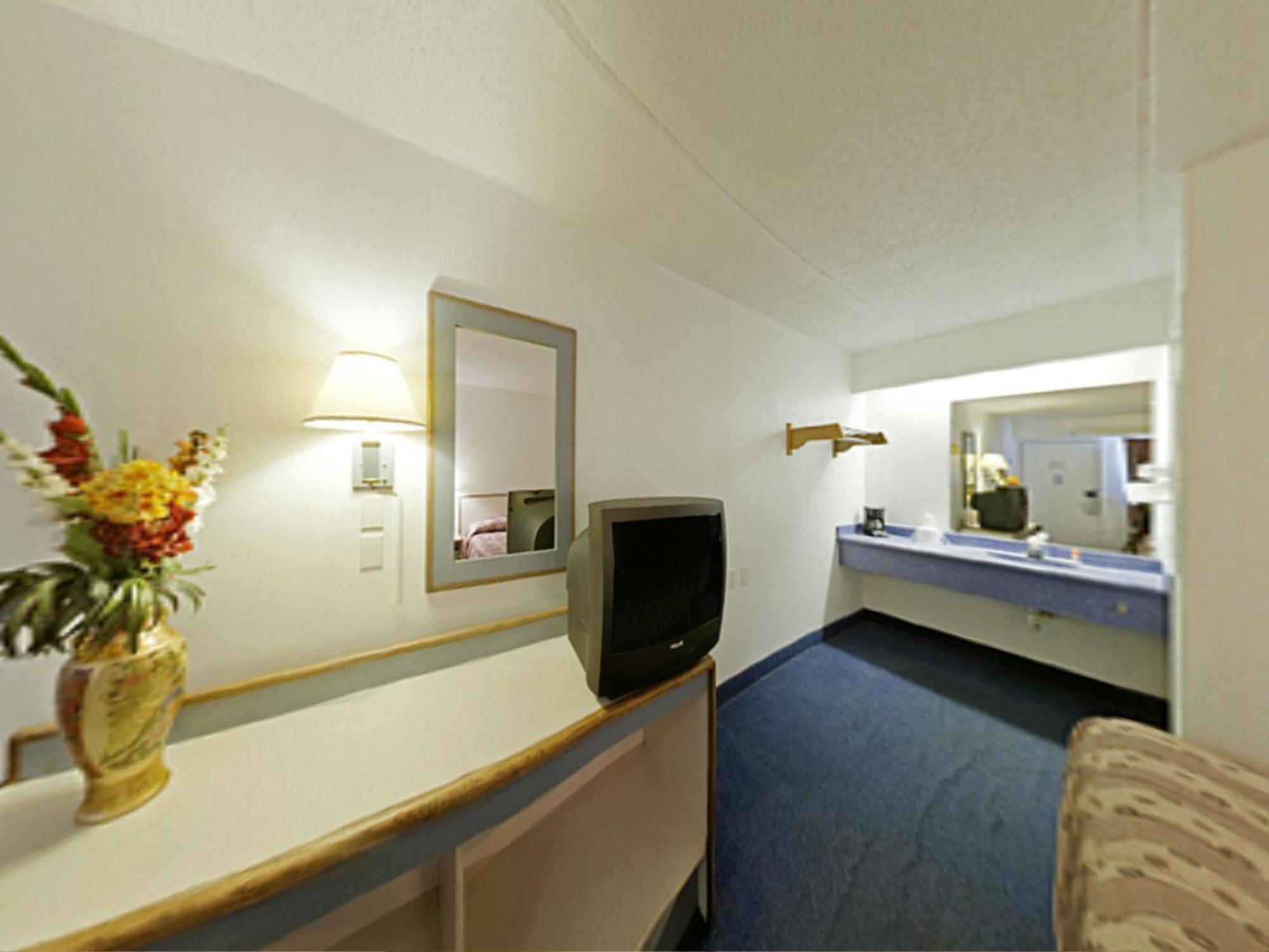 Royal Inn Charlotte Buitenkant foto